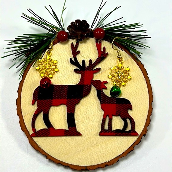 Handmade 14K Gold Plated Christmas Jingle Bell Snowflake Earrings! - Picture 3 of 5